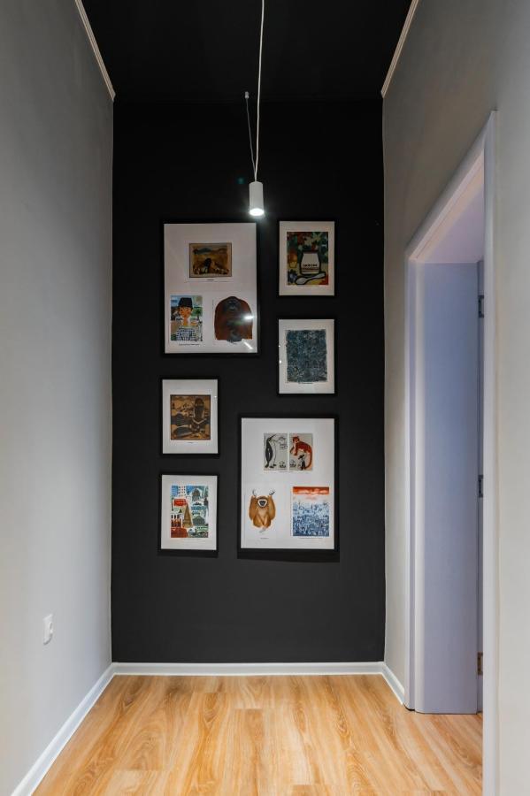 New Black & White - 2Bdr Apartment With Balcony Sofia Extérieur photo